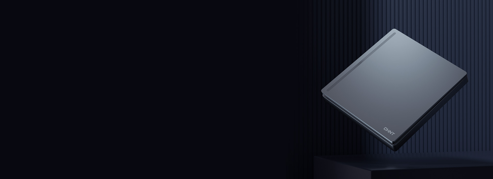 為空間而生的豁達尺度 無框大板，線條曲...