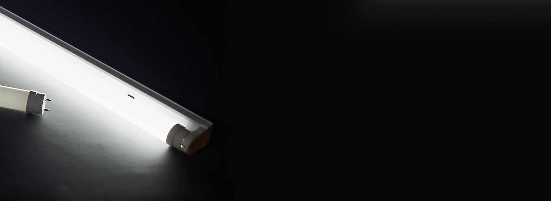 內(nèi)涂環(huán)保涂層 玻璃管內(nèi)采用專(zhuān)業(yè)涂層，環(huán)...